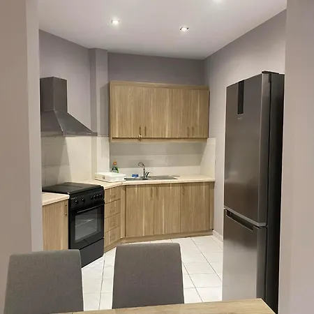 Alyzia Apartment